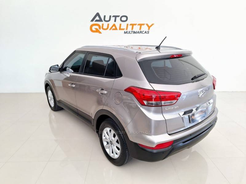 HYUNDAI - CRETA - 2021/2022 - Prata - R$ 97.900,00