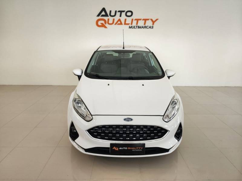 FORD - FIESTA - 2018/2018 - Branca - R$ 64.900,00