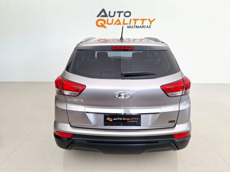 HYUNDAI - CRETA - 2021/2022 - Prata - R$ 97.900,00