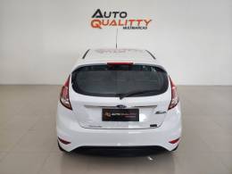 FORD - FIESTA - 2018/2018 - Branca - R$ 64.900,00