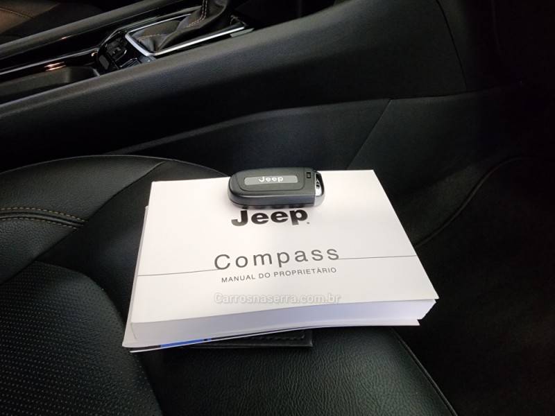 JEEP - COMPASS - 2022/2023 - Branca - R$ 154.900,00